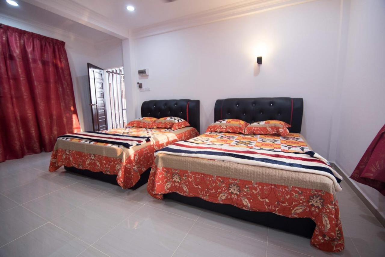 Wan Danisha Villa Inn Kota Bharu Bagian luar foto