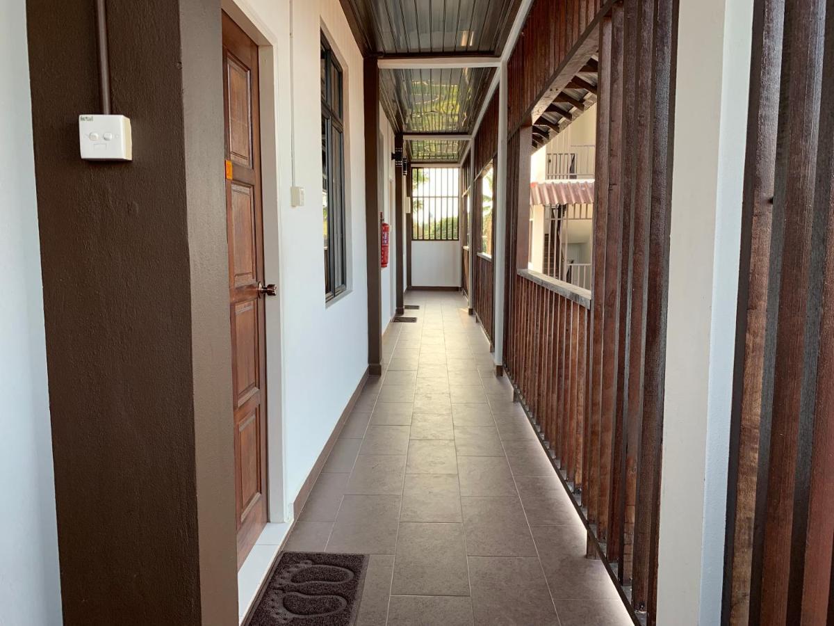 Wan Danisha Villa Inn Kota Bharu Bagian luar foto