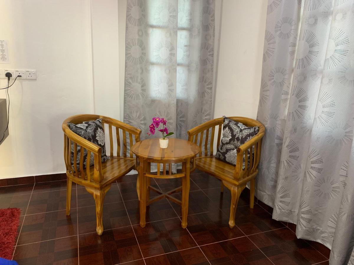 Wan Danisha Villa Inn Kota Bharu Bagian luar foto
